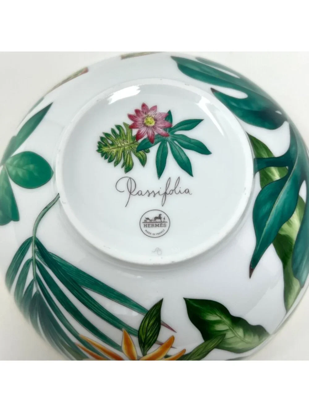 Hermes Foliage White and Green Large Passifolia Bowl BNIB